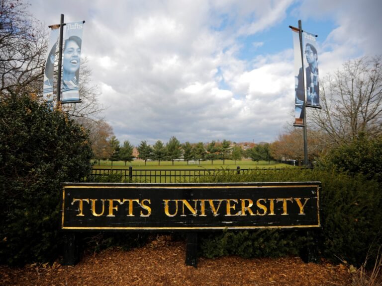 Trump-regering arresteert Turkse student aan Tufts en int visum