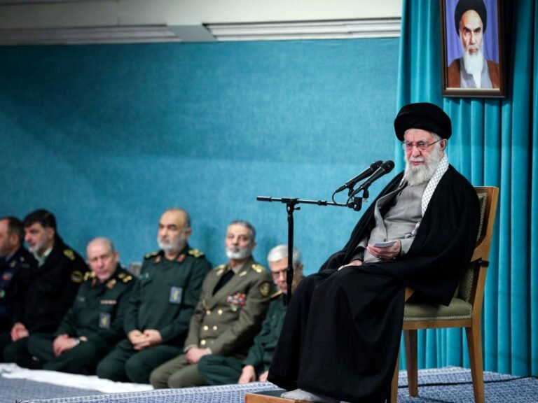 Trump's Bedreigingen Herleven Discussies over Kernwapens in Iran