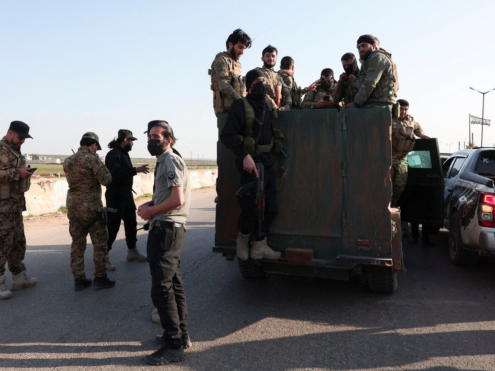 Vijfde ronde van gevechten in Syrië: President roept Alawieten op tot overgave