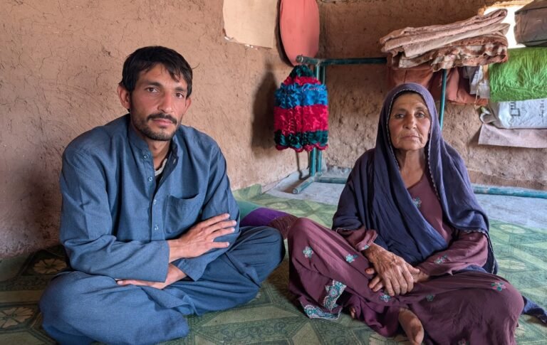 ‘Dit is ons thuis’: D-day voor Afghanen die deportatie naar Pakistan ondergaan