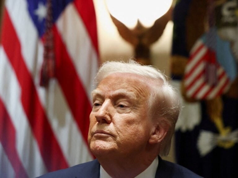 ‘Slordig’: Trump bagatelliseert schok over gelekte Signal-chat over Houthi-aanval