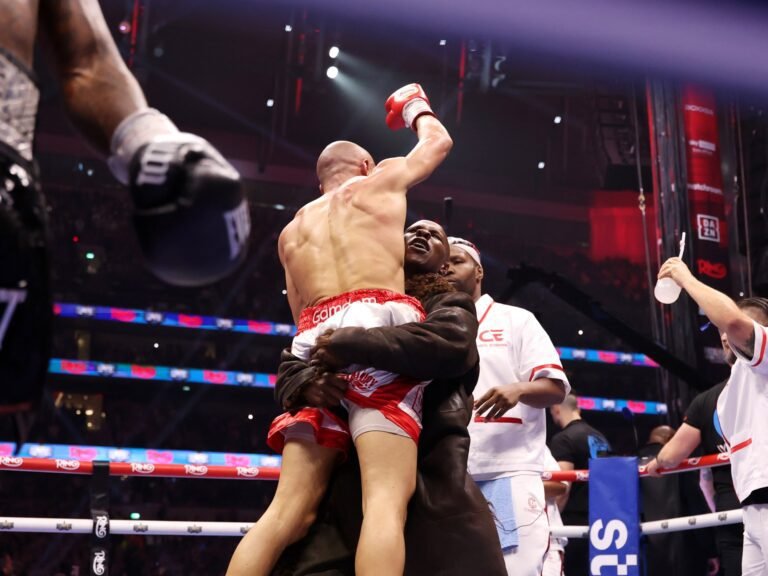 Chris Eubank Jr wint unaniem van Conor Benn met puntenbeslissing