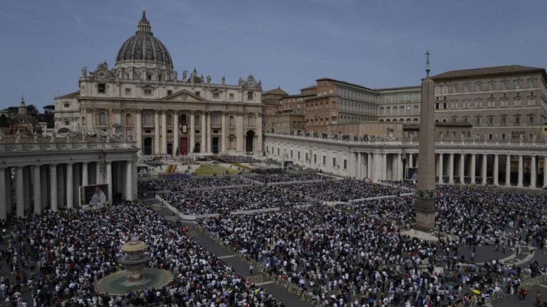 Christenen vieren Pasen in grote Europese steden