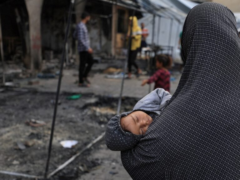 Geen genade: Israël blijft hulp blokkeren te midden van systematische vernietiging van Gaza