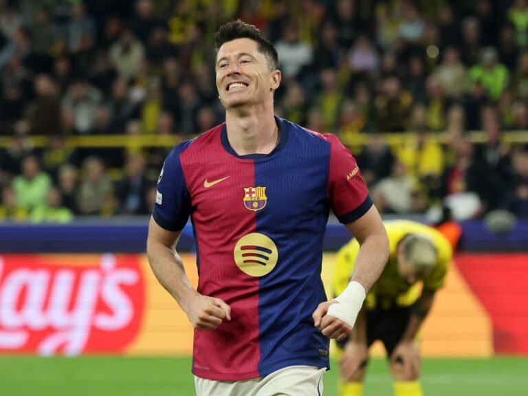 Guirassy's Hattrick Niet Genoeg Voor Dortmund Terwijl Barcelona Vordert en PSG Villa Verslaat