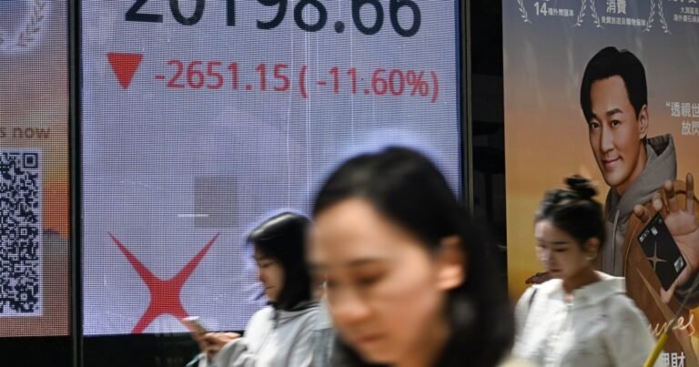 Hongkongse Aandelenmarkt Daalt Het Sterkst Sinds de Crisis van '97 Door Tarievenpaniek