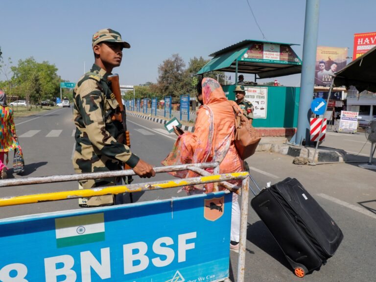 India en Pakistan in vuurgevecht te midden van stijgende spanningen na dodelijke aanval in Kashmir