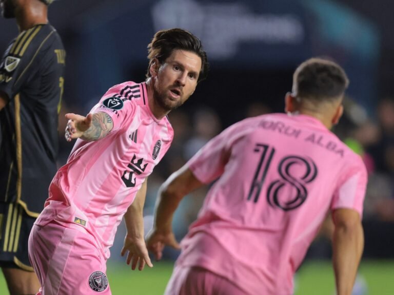 Messi Behaalt Winnende Doelpunt Tegen LA Terwijl Miami de Halve Finale van de Champions Cup Bereikt