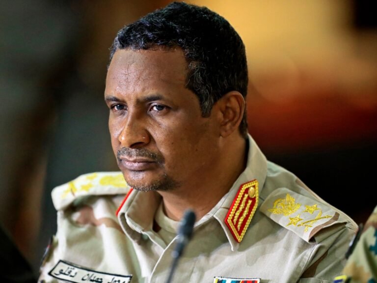Paramilitaire Groep in Sudan Verklaart Rivaliserende Regering Twee Jaar na Begin van de Burgeroorlog