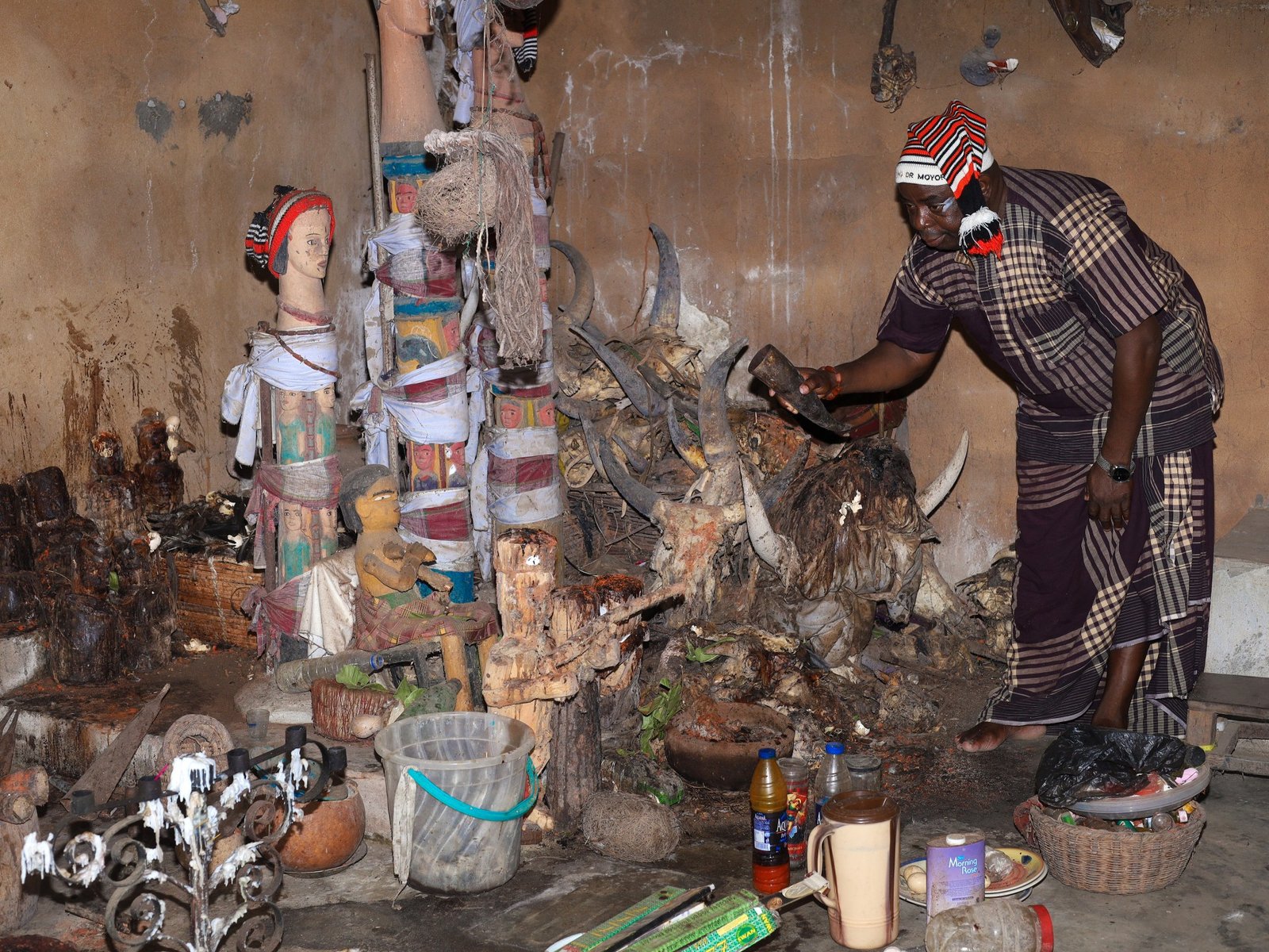 Steeds meer Nigerianen ontdekken een ‘ware’ religieuze weg in de Afrikaanse traditionele geloven