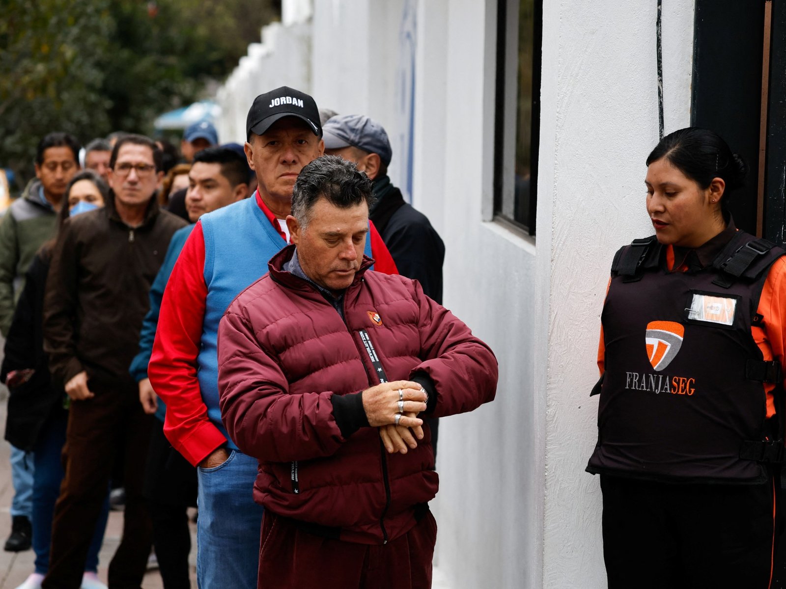 Stemlokalen geopend in Ecuador voor spannende tweede ronde van de presidentsverkiezingen