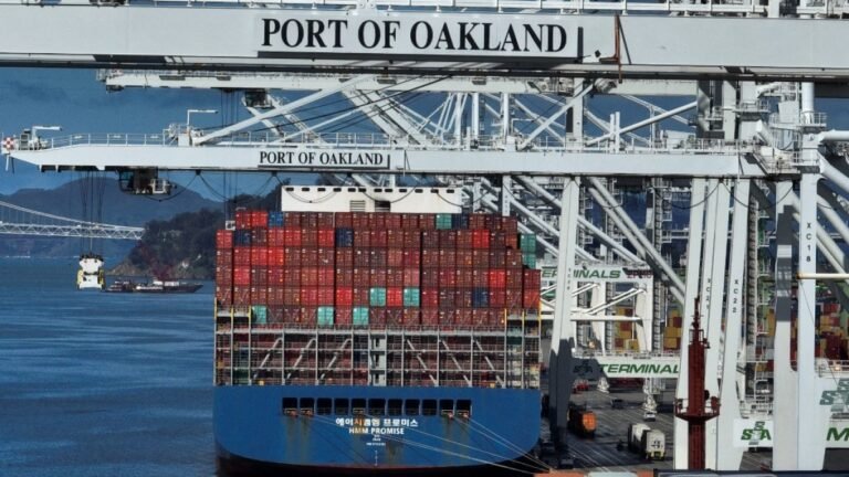 VN Bereikt Overeenkomst over Scheepvaartsemissies Ondanks Amerikaanse Dreigingen