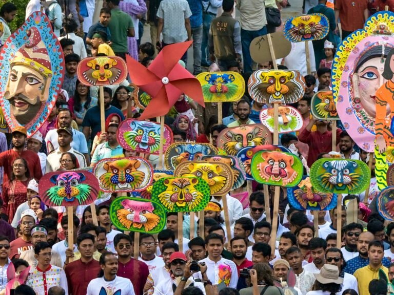 Waarom de hernoemde Nieuwjaarsparade van Bangladesh tot controverse leidde