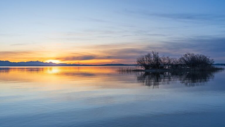 Analyse van meer sediment onthult opwarmingstrend in het Holoceen: 10.400 jaar klimaat van tropisch Australazië ontrafeld