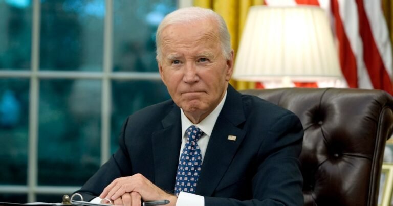 Biden's Kankerdiagnose Hernieuwt Discussie over Transparantie, Terwijl Trump Klacht over Verhulling