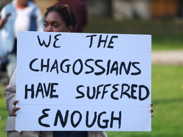 Britse rechtbank blokkeert tijdelijk overdracht van Chagos-eilanden aan Mauritius