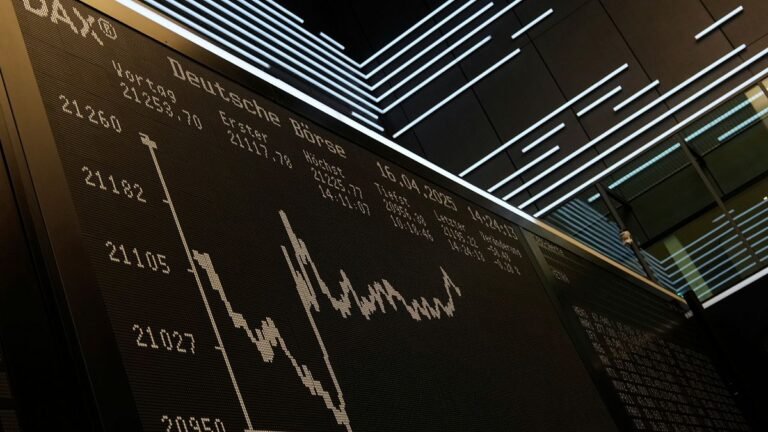 DAX bereikt recordhoogte terwijl Trump optimisme uitspreekt over handelsgesprekken tussen de VS en de EU