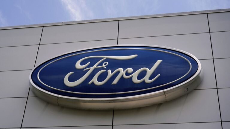 Defecte remmen: Ford roept bijna 274.000 Navigator en Expedition SUV's terug
