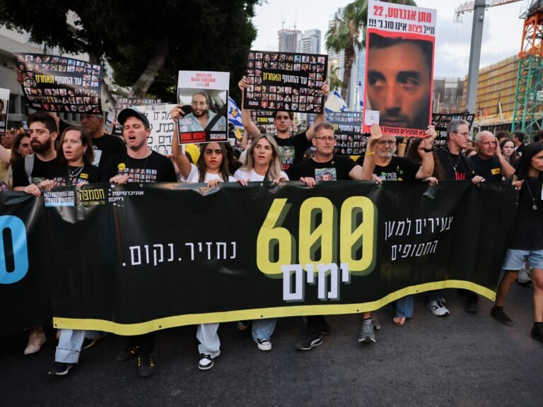 Gespleten Israël ondergaat interne onrust te midden van escalerend conflict in Gaza