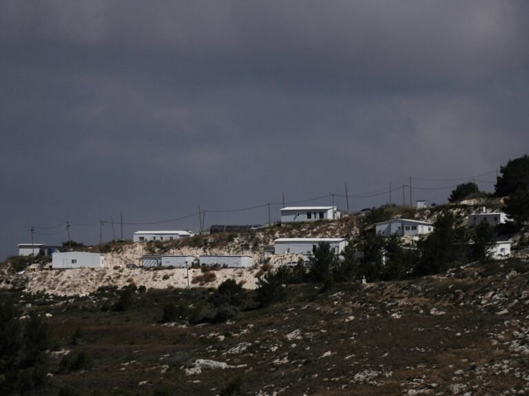 Israël kondigt uitbreiding van illegale nederzettingen in de bezette Westelijke Jordaanoever aan