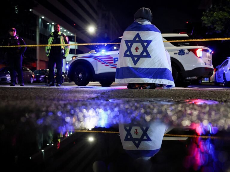 Israƫlische ambassade medewerkers doodgeschoten in Washington DC: Wat we weten over de aanvaller en de slachtoffers