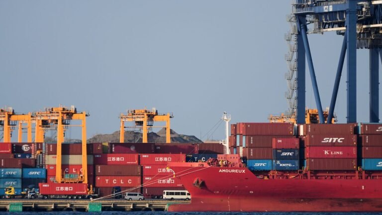 Japanse economie krimpt door handelsconflict met Trump: impact op export en vertrouwen