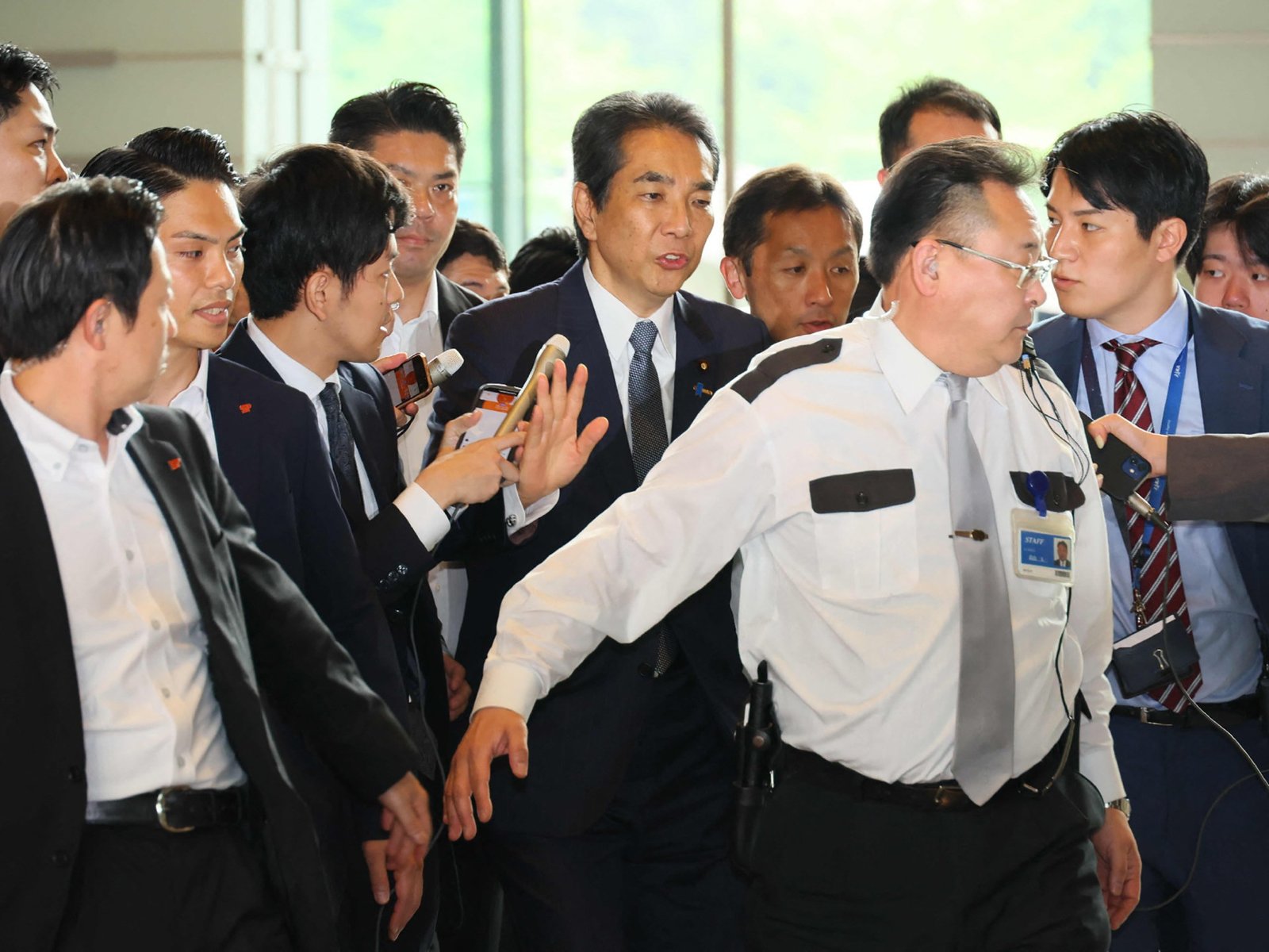Japanse landbouwminister Taku Eto treedt af na blunder over gratis rijst