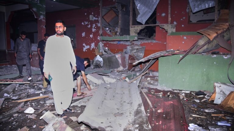 Kan de internationale gemeenschap India en Pakistan van de rand van oorlog trekken?