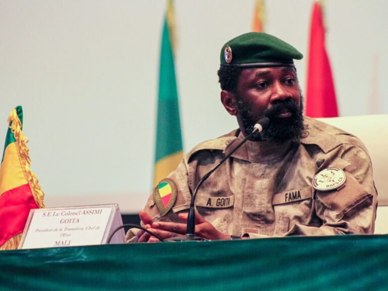 Mali's militaire regering staakt activiteiten van politieke partijen