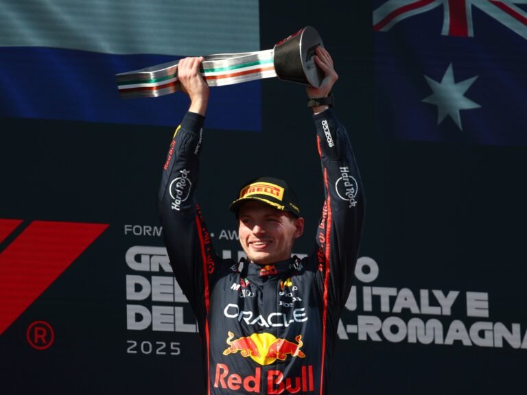 Max Verstappen van Red Bull wint F1 Emilia-Romagna Grand Prix in Italië
