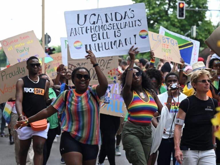 Oeganda richt zich met haat en geweld op de LGBTQ-gemeenschap