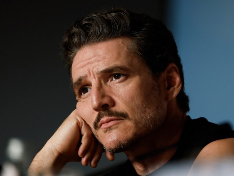 Pedro Pascal roept Cannes op om zich te verzetten tegen politieke druk uit de VS