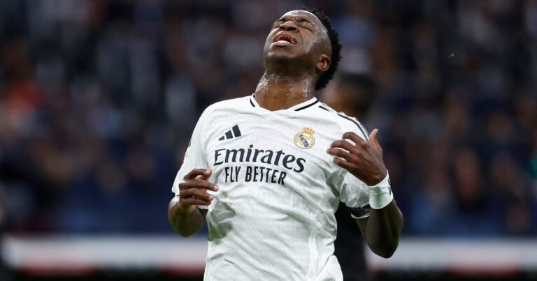Real Madrid hoopt Barcelona's titelviering uit te stellen met zege op Mallorca