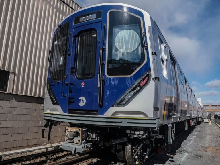 Rechter legt tijdelijk verbod op voor beëindiging van het congestieprijs systeem in New York door Trump-administratie