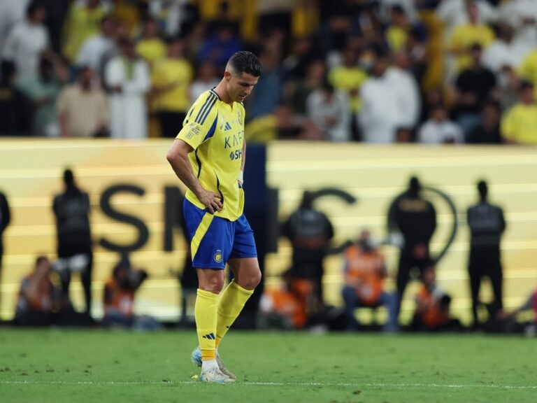 Ronaldo en Al-Nassr verspelen twee doelpuntenvoorsprong tegen Al-Ittihad in de Saudi Pro League