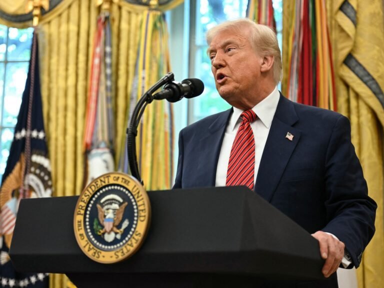 Trump Aankondiging Handelsakkoord met het VK op Donderdag