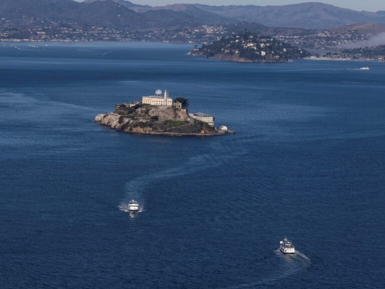Trump beveelt herbouw en heropening van de beruchte Alcatraz-gevangenis