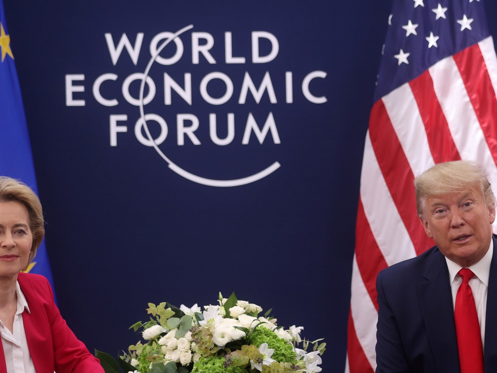 Trump trekt dreiging van tarieven in en stemt in met verlenging van handelsgesprekken met de EU