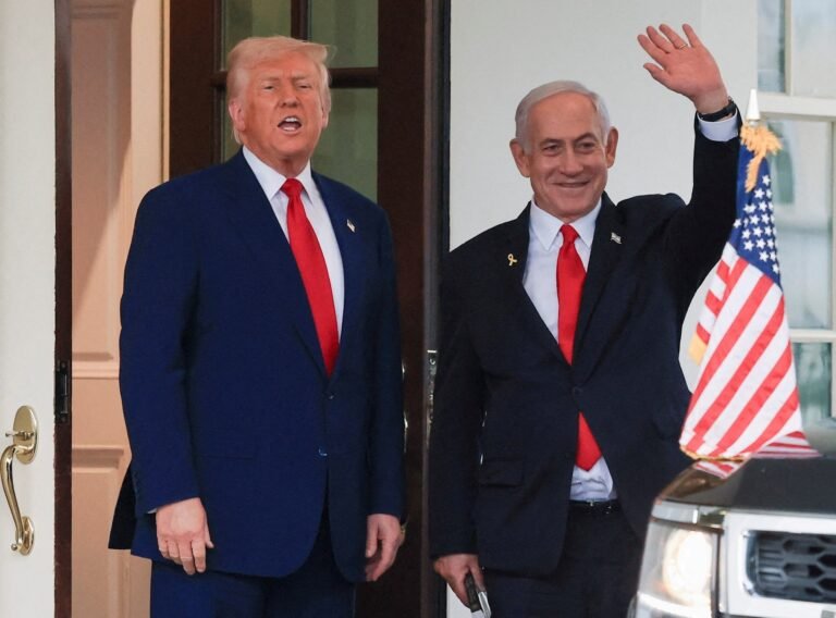 Trump waarschuwt Netanyahu tegen aanval op Iran terwijl nucleaire gesprekken voortduren