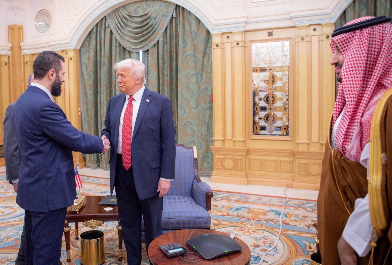 VS heffen eerste sancties op Syrië na verrassende aankondiging van Trump