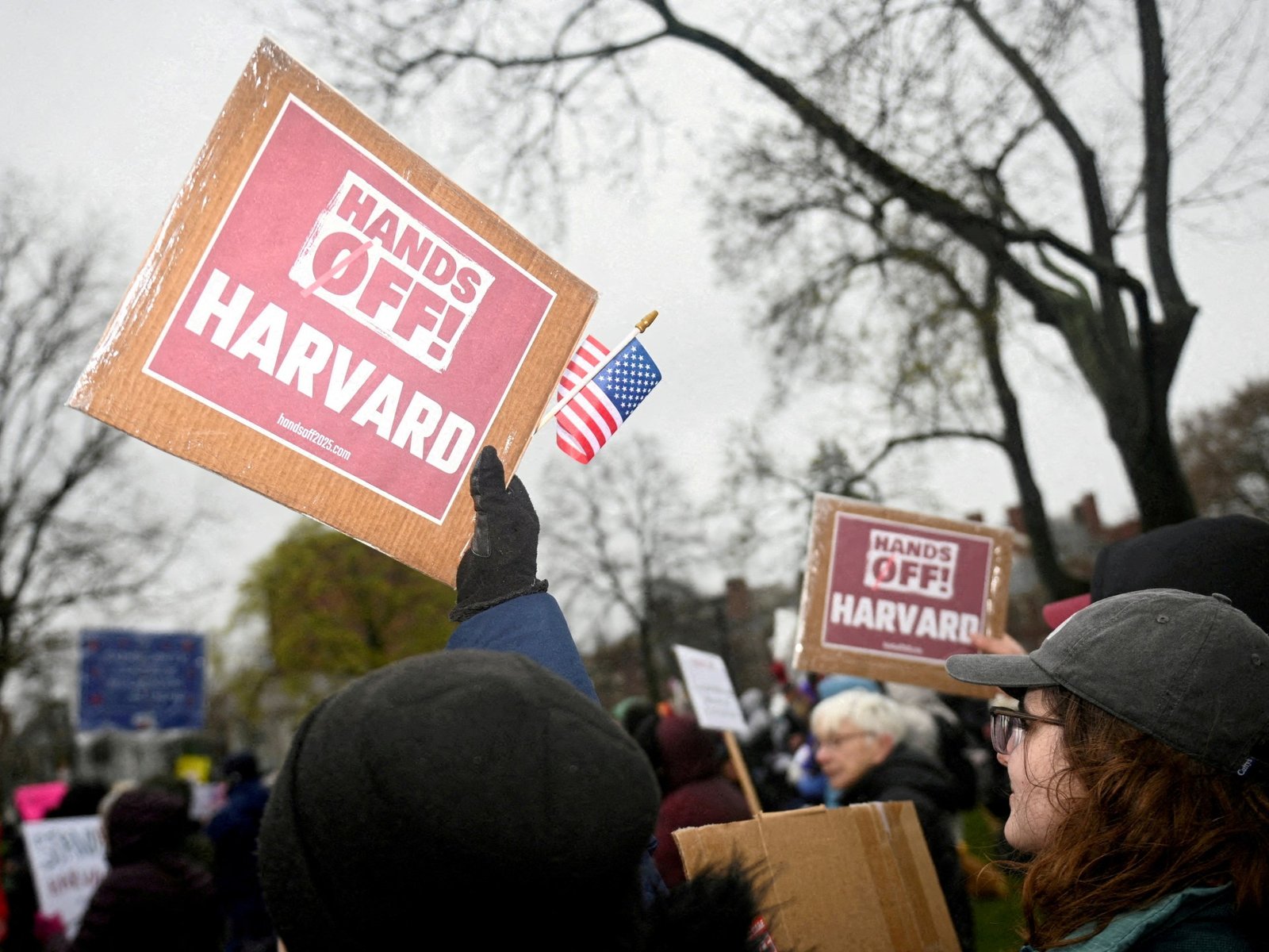 Amerikaanse rechter blokkeert Trumps poging om Harvard te verbieden buitenlandse studenten in te schrijven