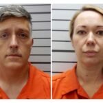 Amerikaanse uitvaartondernemer die 191 lichamen verstopte, veroordeeld tot 20 jaar gevangenisstraf