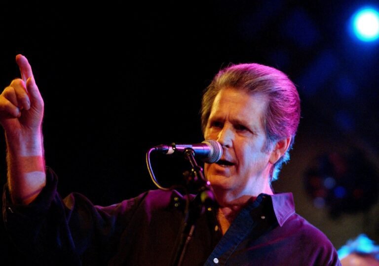 Brian Wilson, de visionaire leider van de Beach Boys, overleden op 82-jarige leeftijd