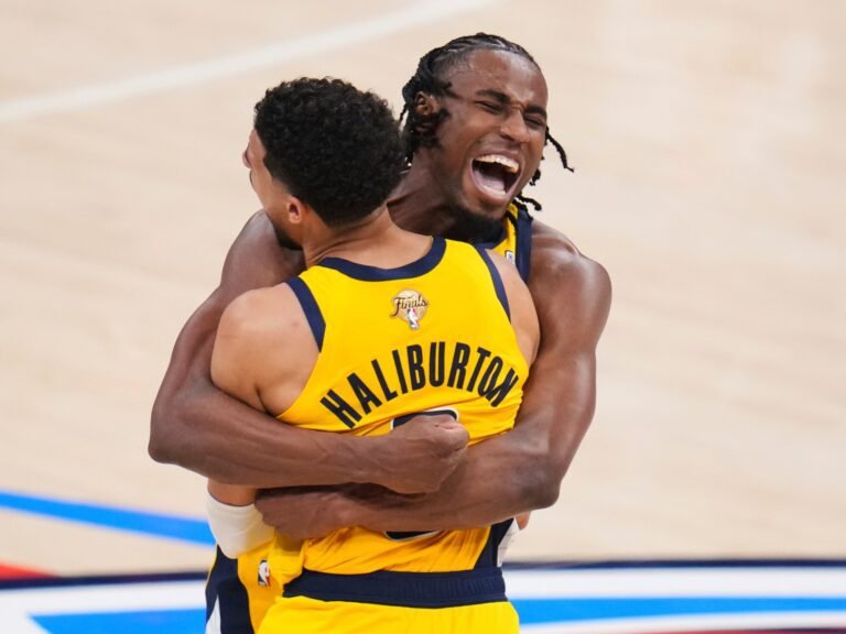 Haliburton's Laatste Schot Zorgt Voor Overwinning Pacers in Game 1 Tegen Thunder