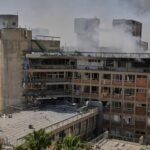 Israël valt Iraanse Arak-reactor aan terwijl Iraanse raket Israëlisch ziekenhuis raakt