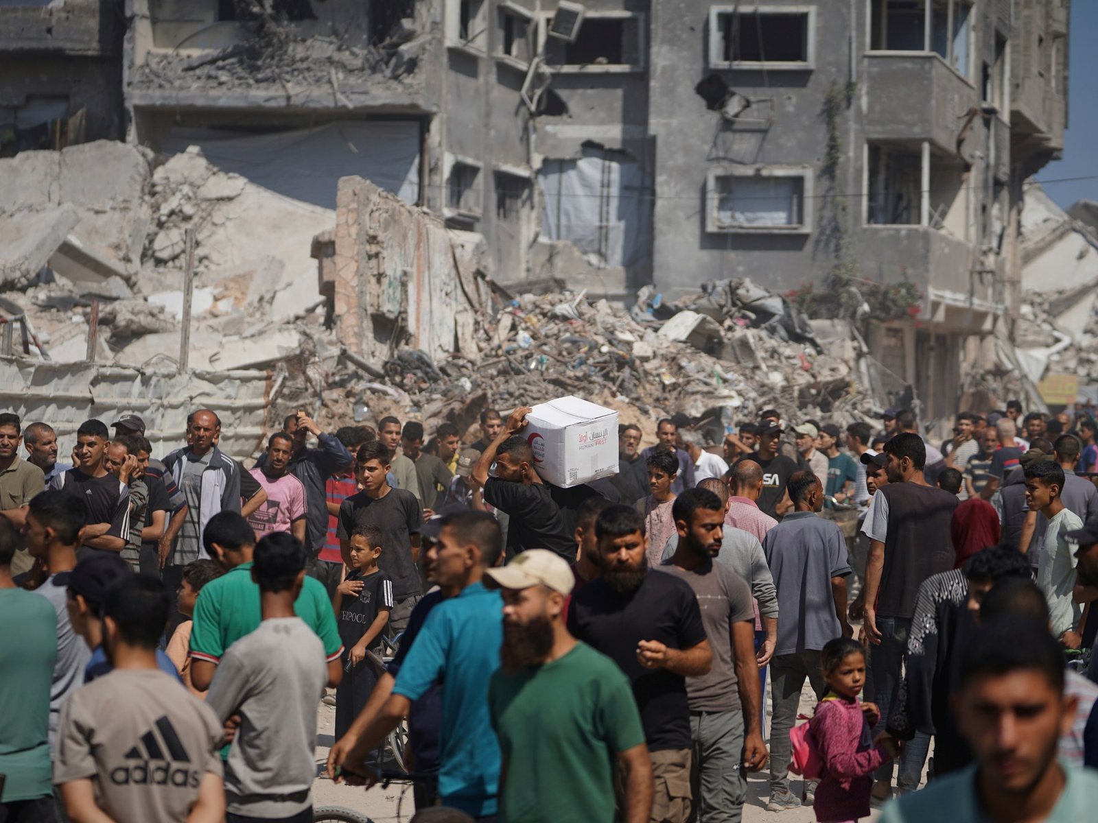 Israëlische aanvallen doden 62 Palestijnen in Gaza, waaronder drie nabij hulplocatie