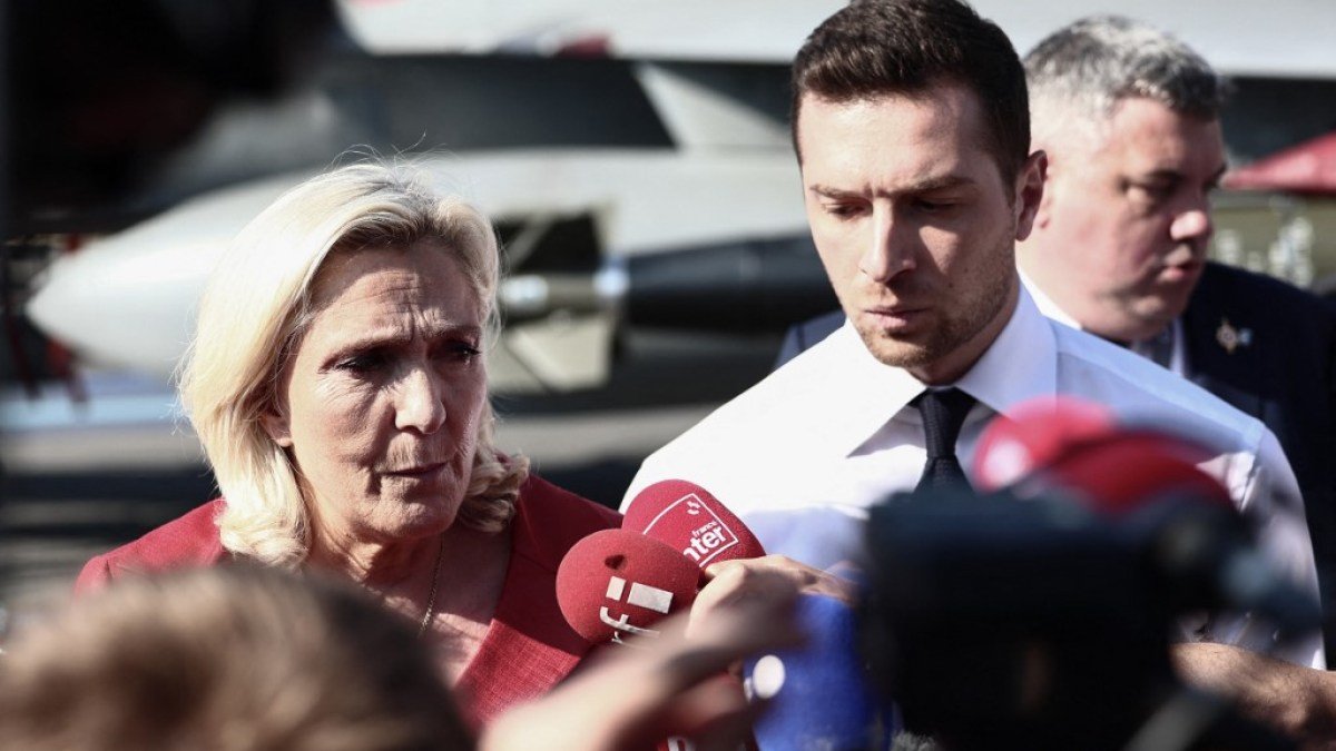 Le Pen van de Franse extreemrechtse partij vraagt protegé zich voor te bereiden op presidentschap 2027