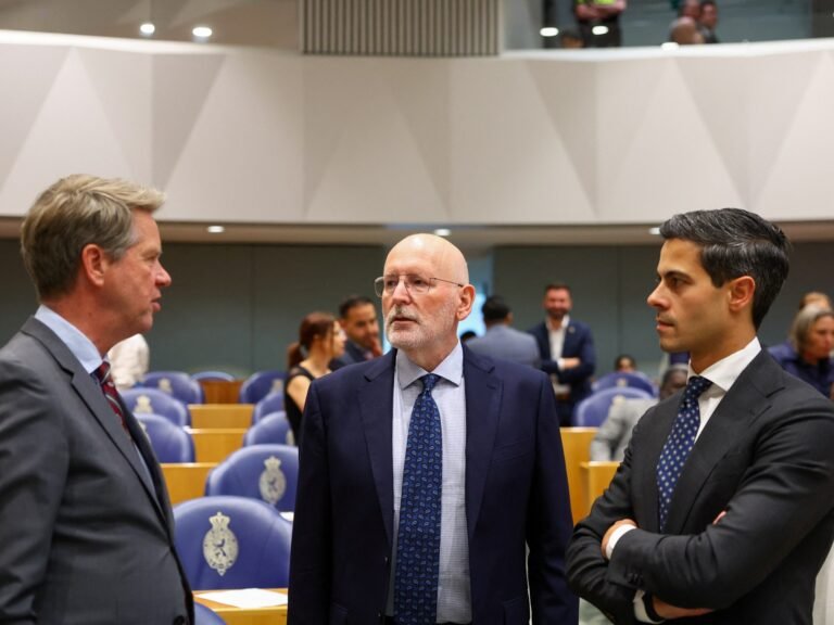 Nederland houdt verkiezingen op 29 oktober na overheid ineenstorting