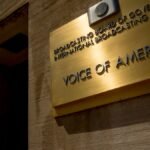 Ontslagbrieven uitgedeeld aan honderden medewerkers van Voice of America