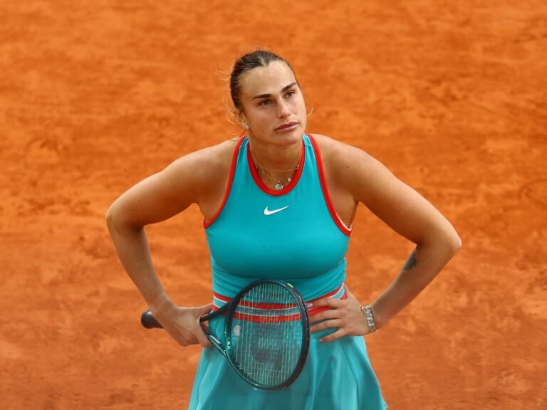 Sabalenka biedt excuses aan Gauff na uitbarsting: 'Nooit de bedoeling om haar aan te vallen'